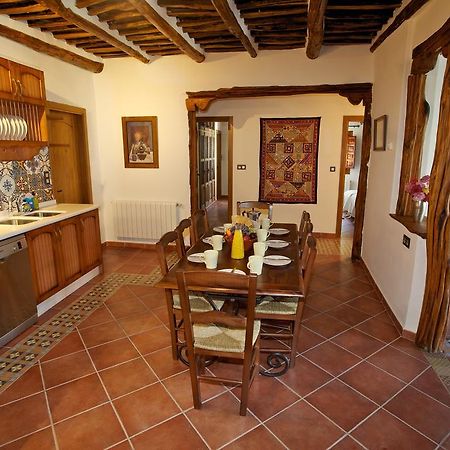Casa Carole - 3 Bedroom Luxury Apartment บูบิยอน ห้อง รูปภาพ