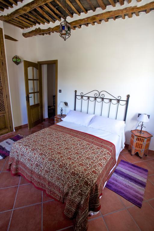 Casa Carole - 3 Bedroom Luxury Apartment บูบิยอน ห้อง รูปภาพ